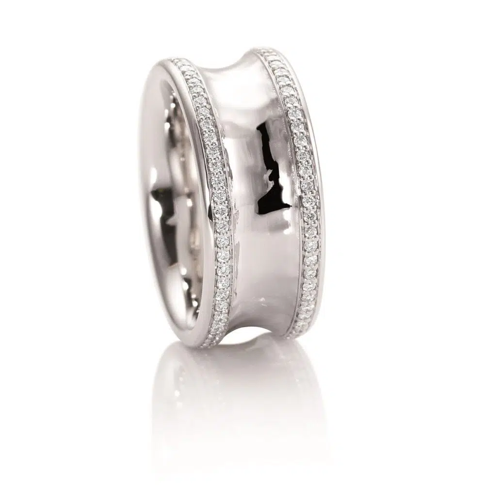 Resonance - Pavee Diamond Ring - White Gold 0,72ct.